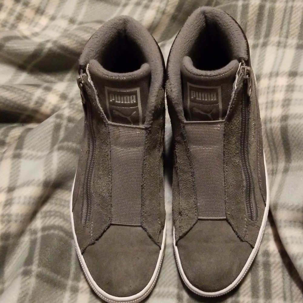 Puma Sneakers
